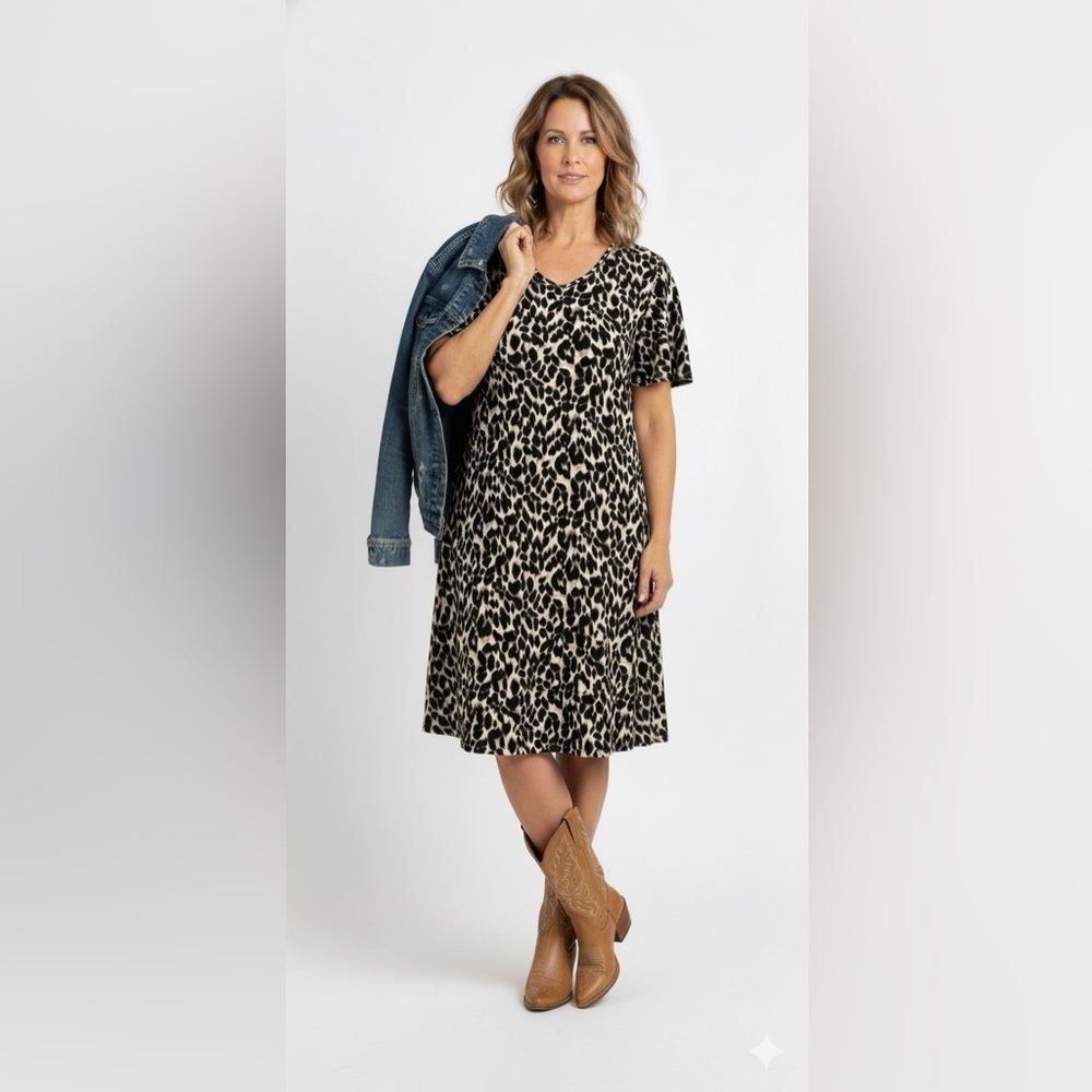 Wonder Leopard Print Dress Size Medium